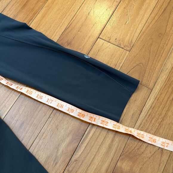 Women Lululemon Base Pace High-Rise Crop 23"Leggings in Graphite Grey Size 6 - Picture 9 of 9